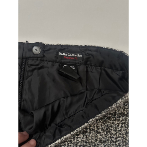 Women's Dalia Collection Gray Tweed Pencil Skirt - Picture 3 of 4